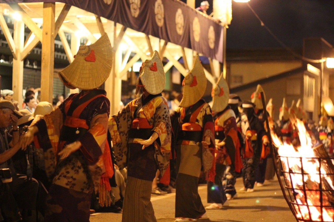 西馬音内盆踊り