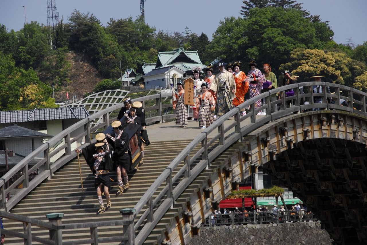 錦帯橋まつり