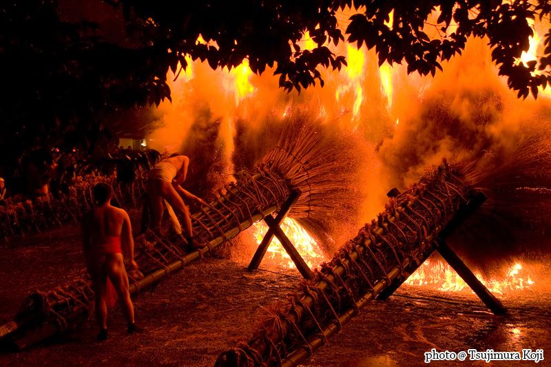 勝部の火祭り